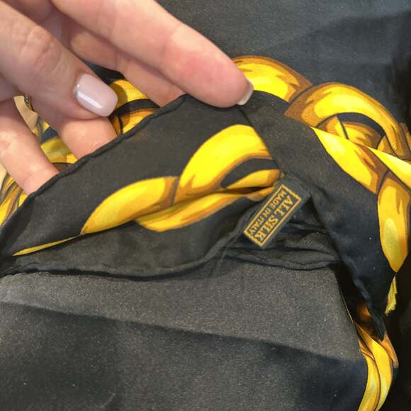 PALOMA PICASSO Large Twill Silk Scarf Chains Black Gold 68” X 33” fringe - Picture 5 of 5